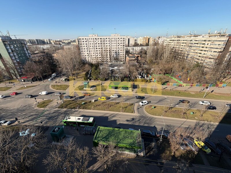 Romancierilor, metrou la scara, parc Moghioros, 2 camere,
